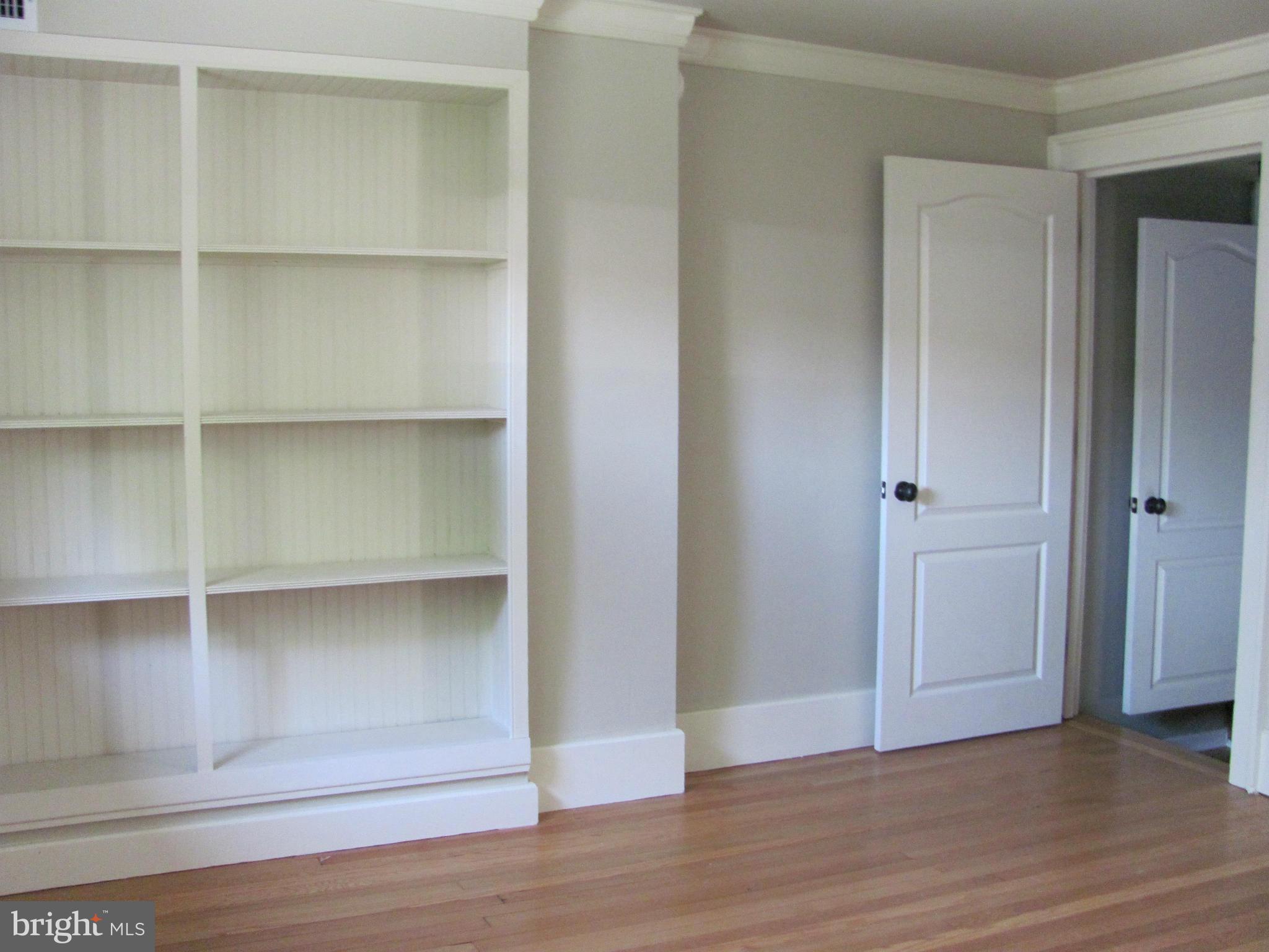 1222 Union Avenue Baltimore, MD 21211 - Photo 19 of 26 Living Room