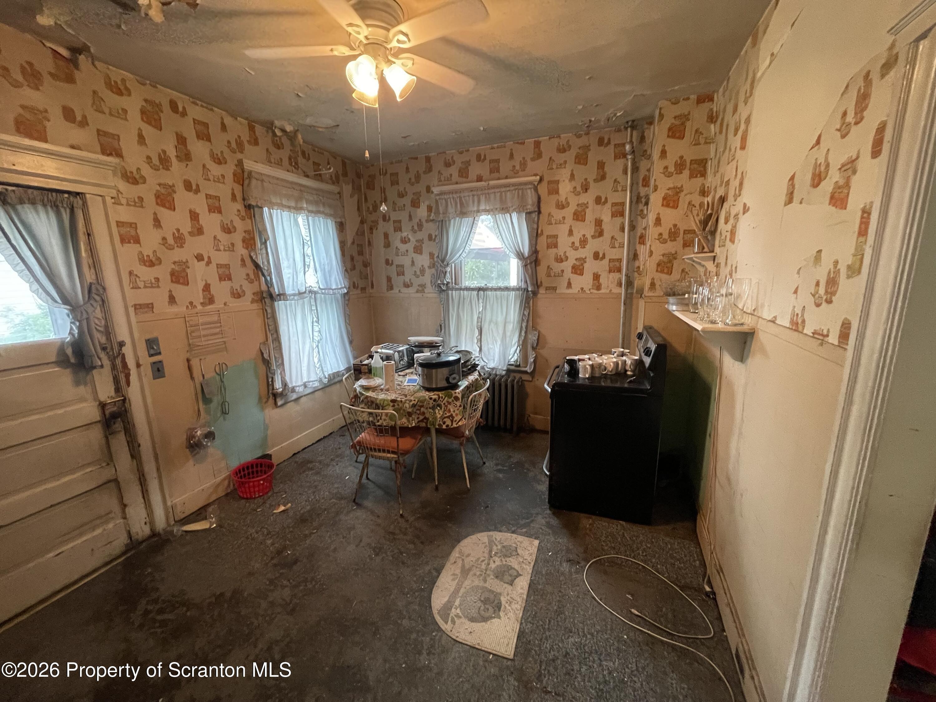 1625 Myrtle Street Scranton, PA 18510 - Photo 13 of 35 Kitchen