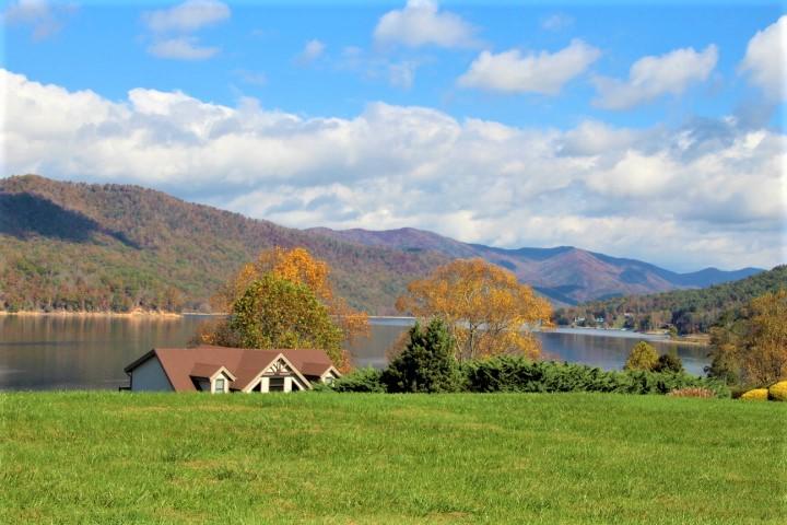 0 Harbor Point Road, Unit 98 Butler, TN 37640 - Photo 3 of 9 12