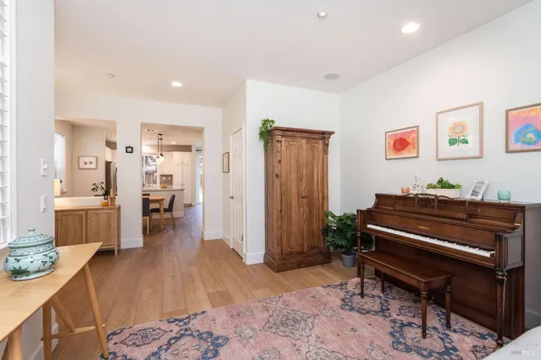 $989,000 | 984 Hogwarts Circle, Petaluma, CA 94954