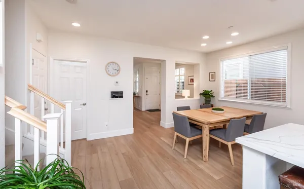 $989,000 | 984 Hogwarts Circle, Petaluma, CA 94954
