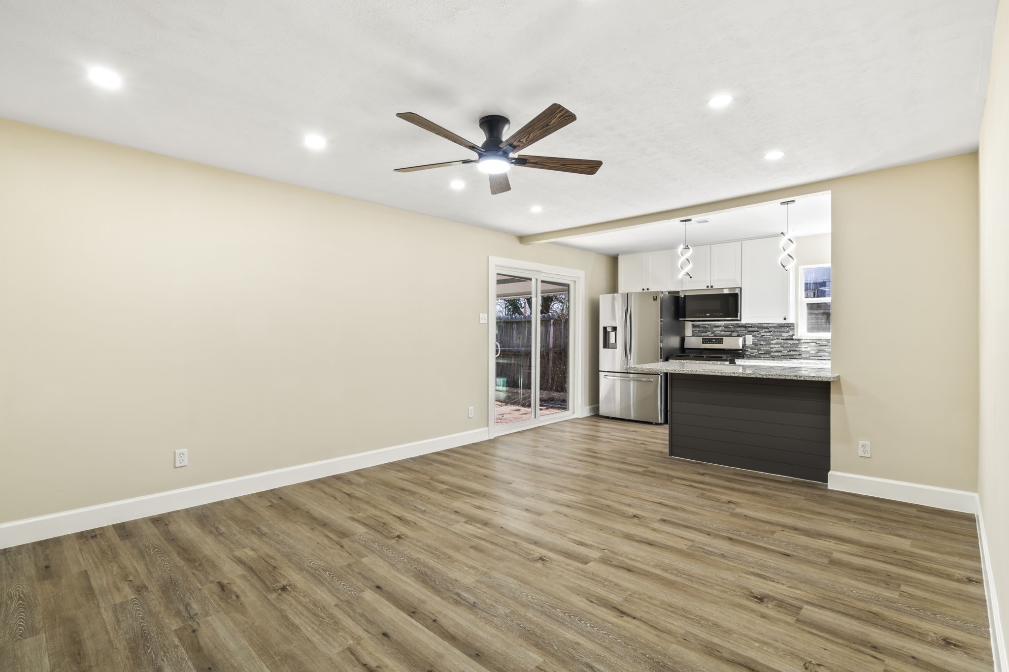 10807 Segrest Drive Houston, TX 77047 - Photo 11 of 29