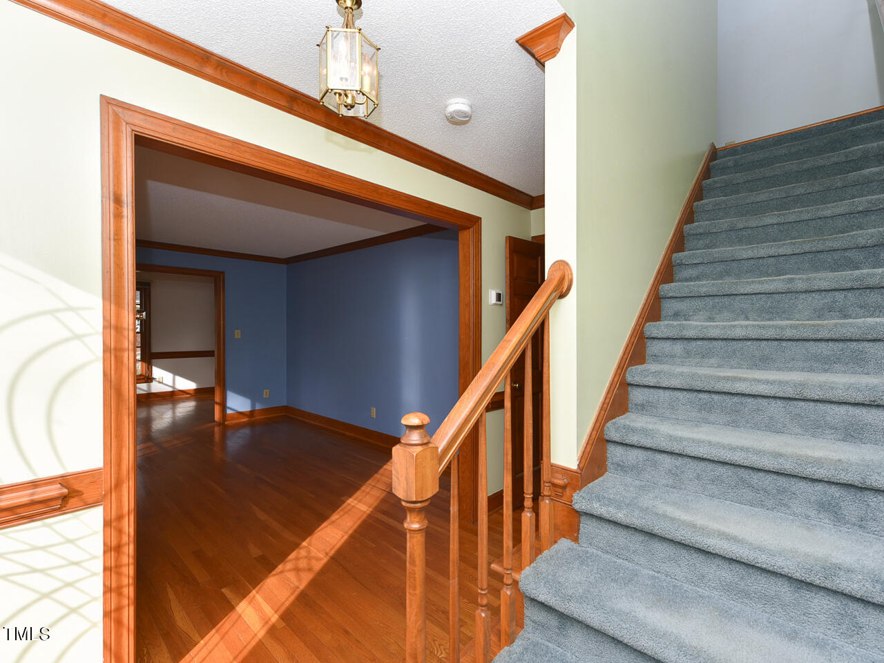 7816 Highlandview Circle Raleigh, NC 27613 - Photo 22 of 35 Interior - stairs - ok