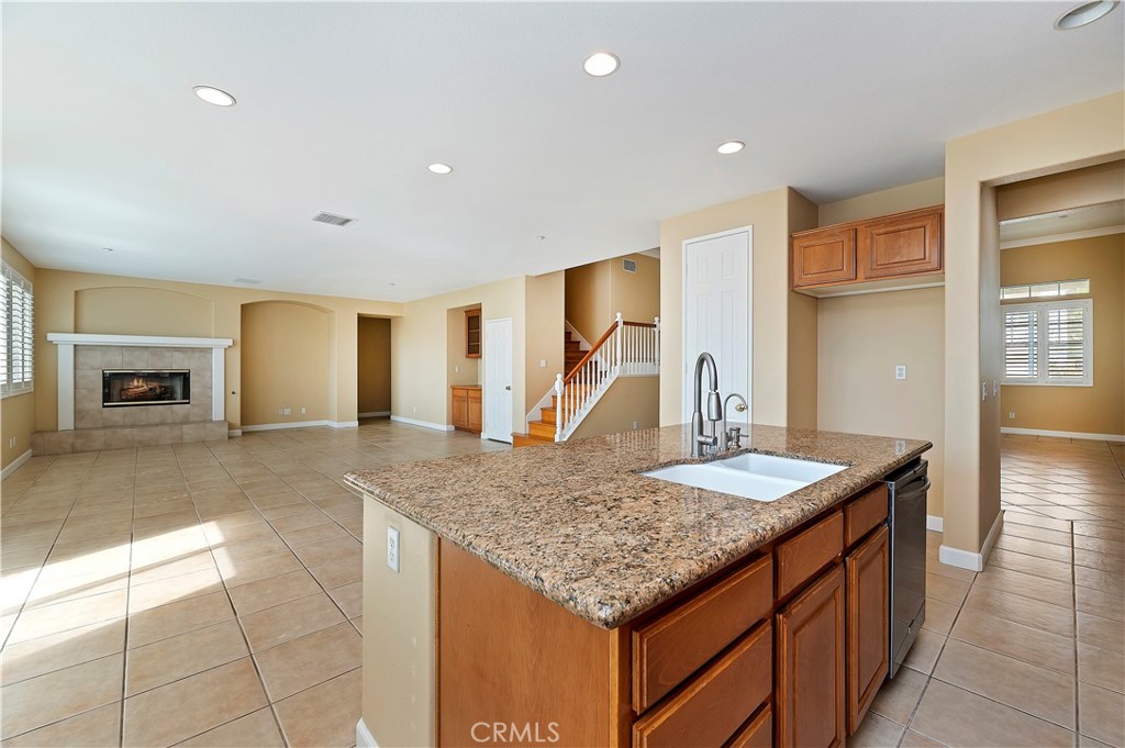 11356 Pondhurst Way Riverside, CA 92505 - Photo 21 of 53