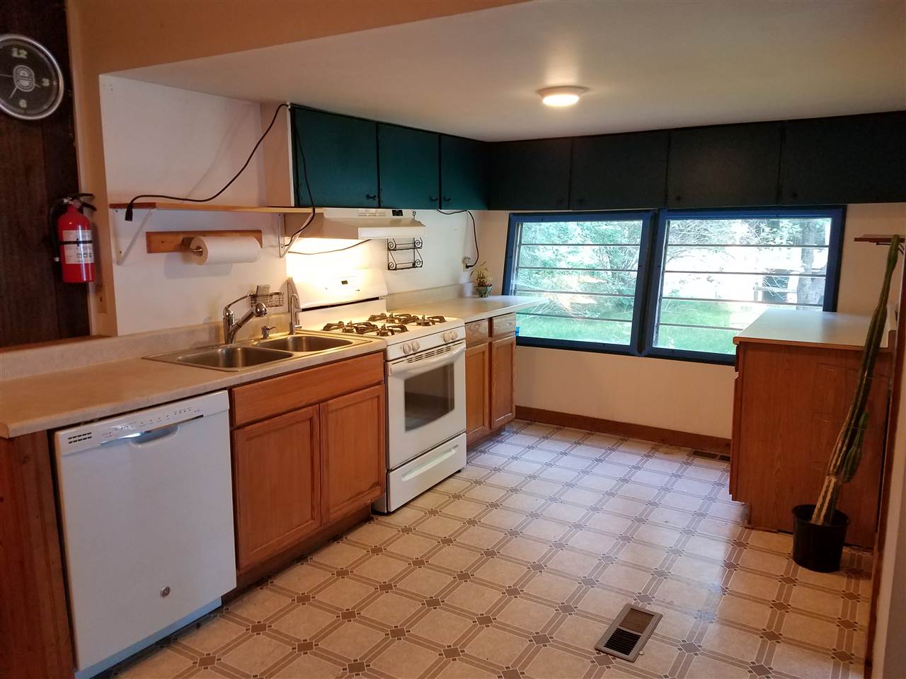 245 Gilsum Road Sullivan, NH 03445 - Photo 10 of 37