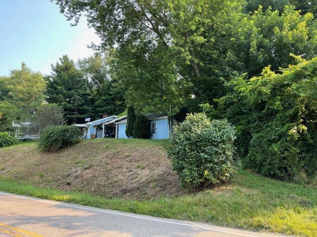 29320 Lake Logan Road Logan, OH 43138 - Photo 3 of 10 Gallery Image 3