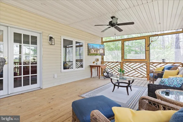 $524,900 | 203 Northwood Circle, Cross Junction, VA 22625