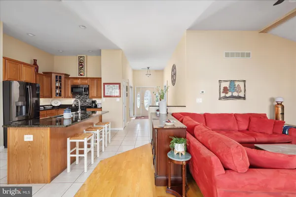 $524,900 | 203 Northwood Circle, Cross Junction, VA 22625