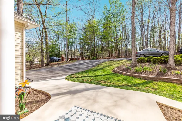 $524,900 | 203 Northwood Circle, Cross Junction, VA 22625