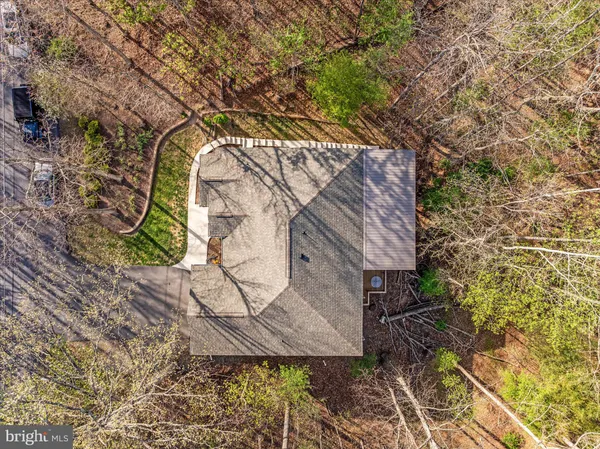 $524,900 | 203 Northwood Circle, Cross Junction, VA 22625