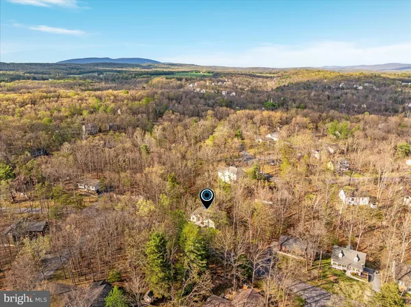 $524,900 | 203 Northwood Circle, Cross Junction, VA 22625