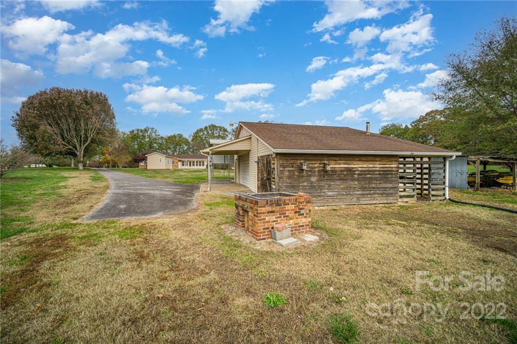 1109 Bethlehem Church Road Grover, NC 28073 - Photo 31 of 35 Gallery Image 31