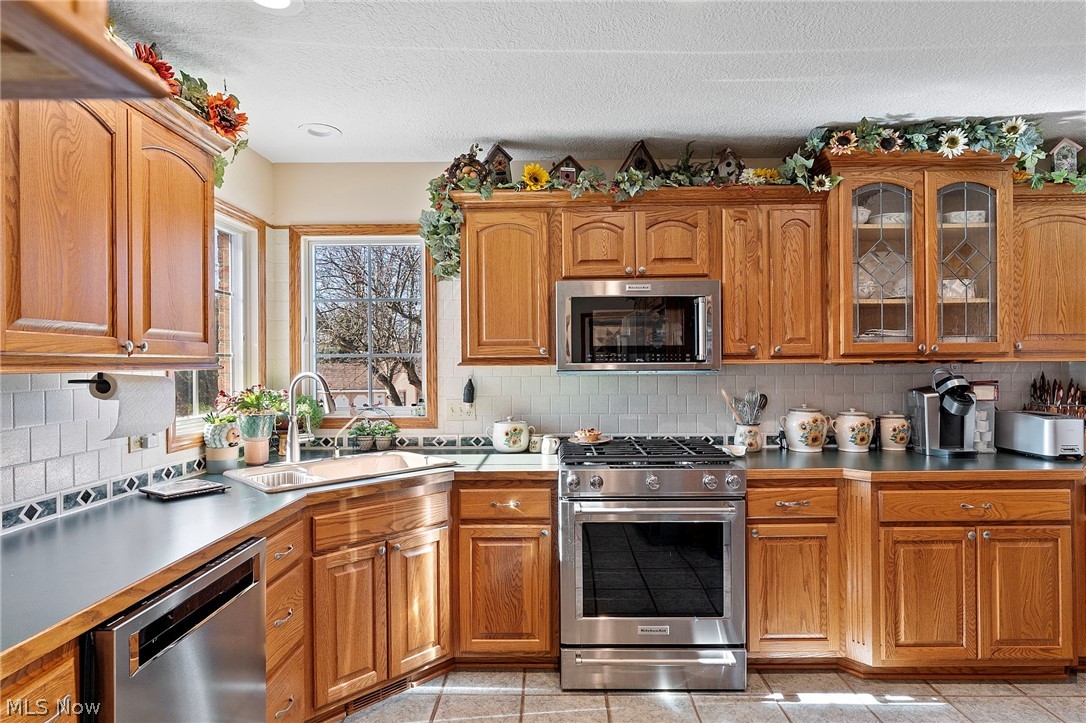 3384 Alexander Road Atwater, OH 44201 - Photo 5 of 34