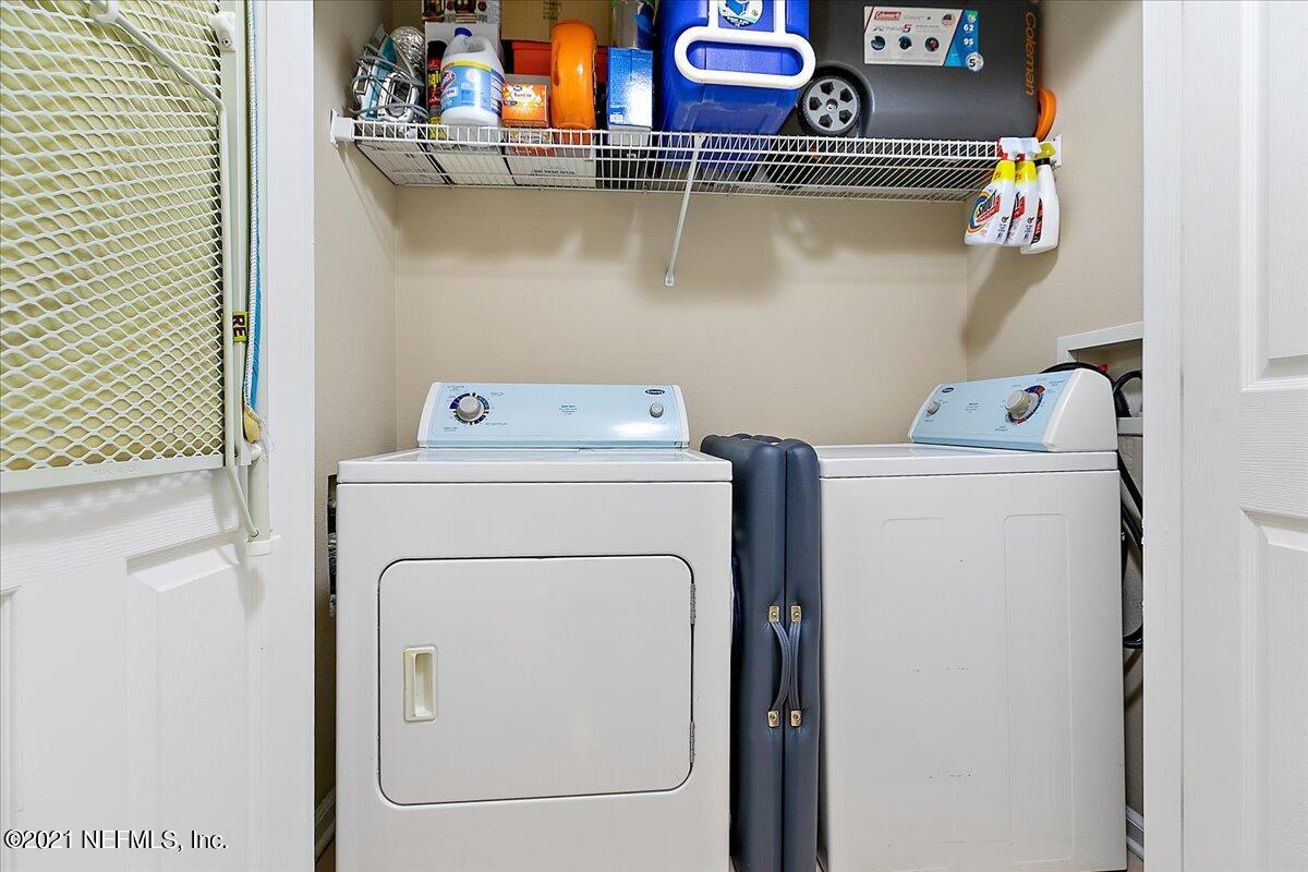 10550 Baymeadows Road, Unit 827 Jacksonville, FL 32256 - Photo 11 of 20 11-Laundry