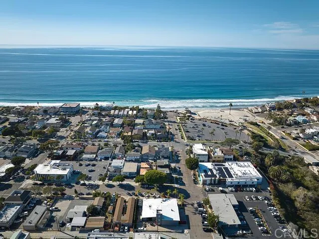 $3,500 | 442 2nd Street, Unit G, Encinitas, CA 92024
