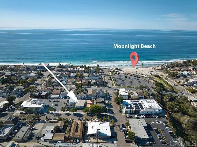 $3,500 | 442 2nd Street, Unit G, Encinitas, CA 92024