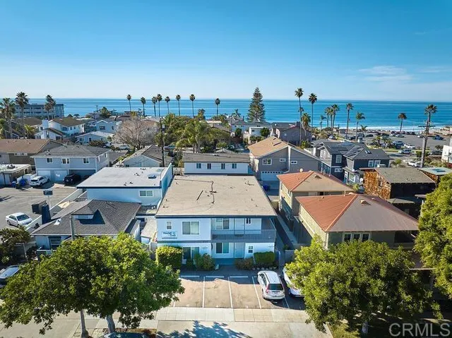 $3,500 | 442 2nd Street, Unit G, Encinitas, CA 92024