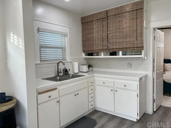 $3,100 | 442 2nd Street, Unit G, Encinitas, CA 92024
