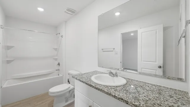 $1,495 | 2713 Green Finch, New Braunfels, TX 78130