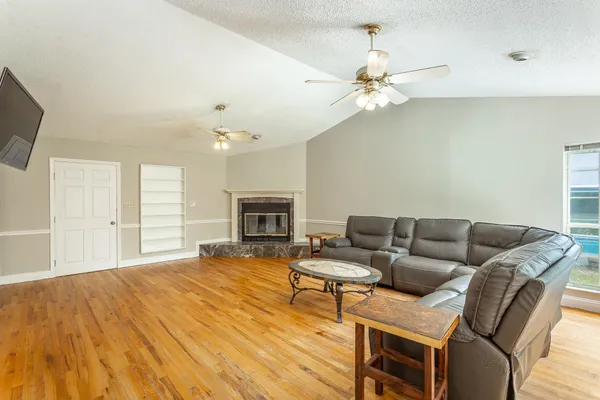 $375,000 | 81 Beechwood Drive, Crawfordville, FL 32327