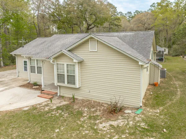 $375,000 | 81 Beechwood Drive, Crawfordville, FL 32327
