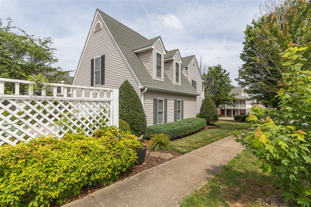 1016 Meehan Way Pendleton, SC 29670 - Photo 8 of 17