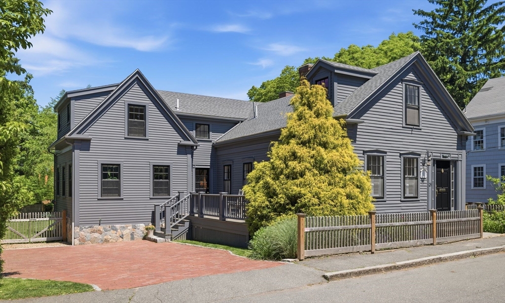 31 Elm Street Marblehead, MA 01945 - Photo 1 of 39
