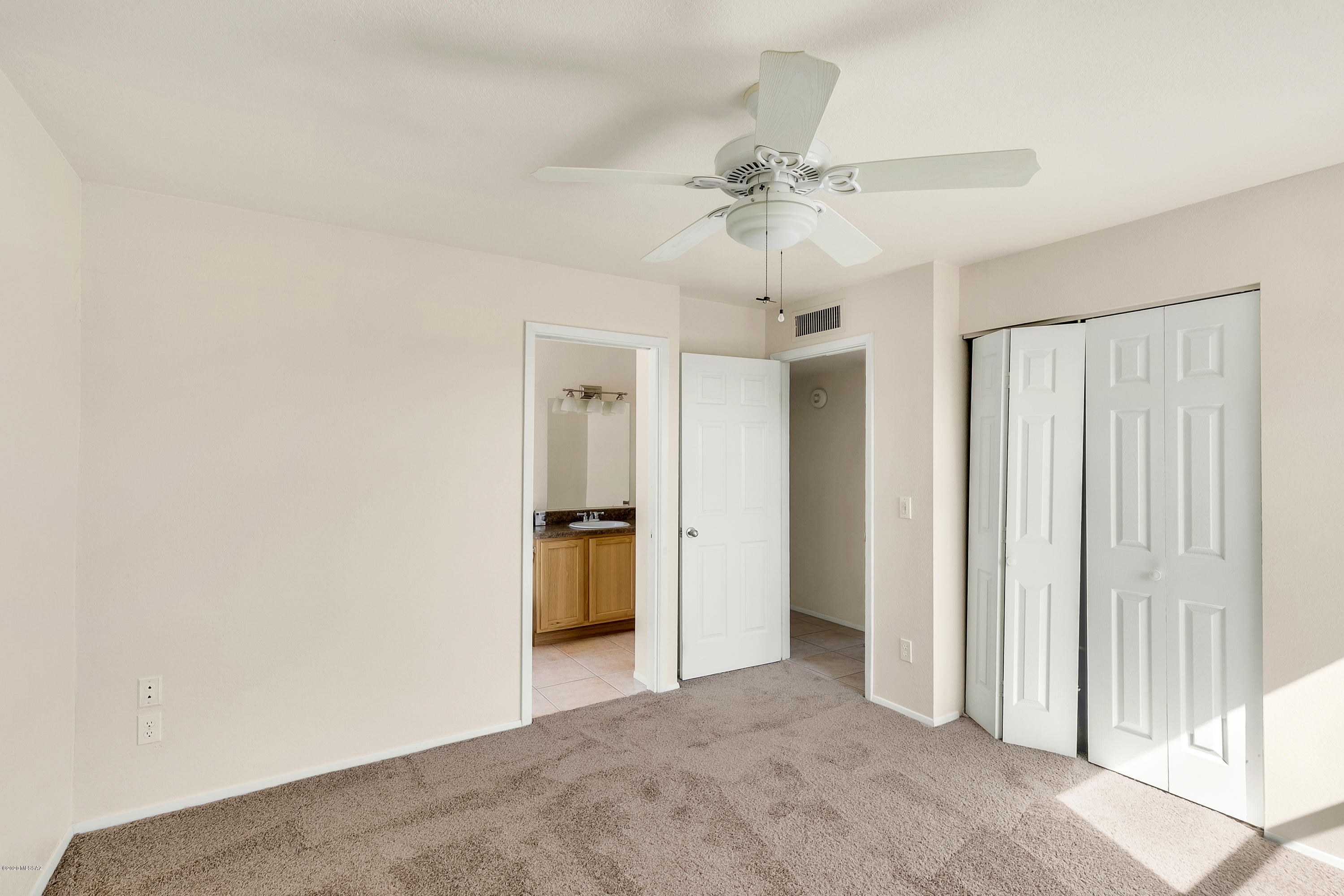 5121 North Kolb Road Tucson, AZ 85750 - Photo 15 of 27