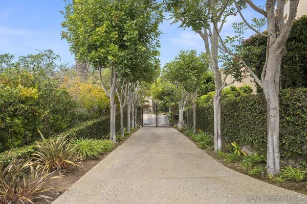 $14,000 | 7612 Hillside Drive, La Jolla, CA 92037