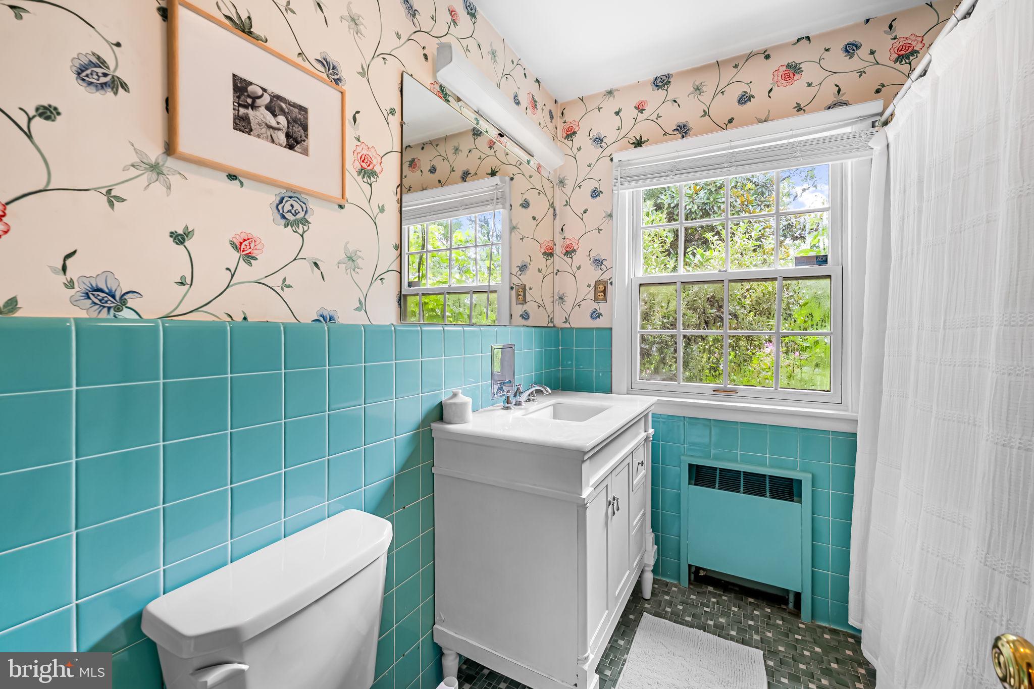 727 Old Belfast Road Sparks, MD 21152 - Photo 21 of 55 Hall Full Bathroom