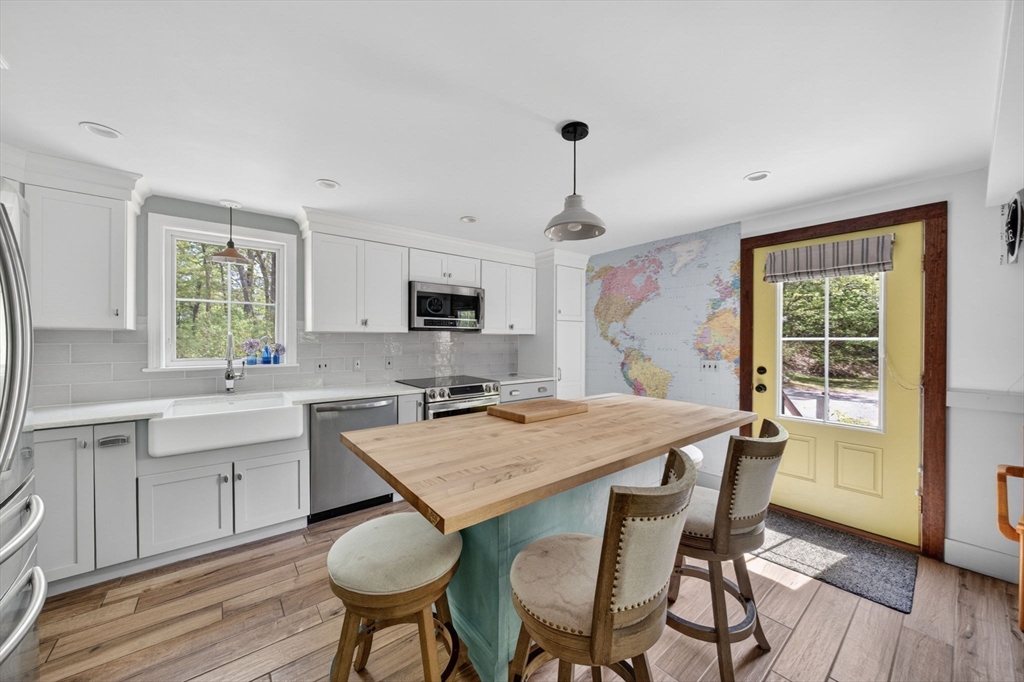 55 Lake Road Canton, MA 02021 - Photo 21 of 42