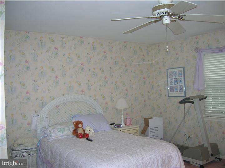43 Old State Road Springfield, PA 19064 - Photo 16 of 21 Bedroom 2