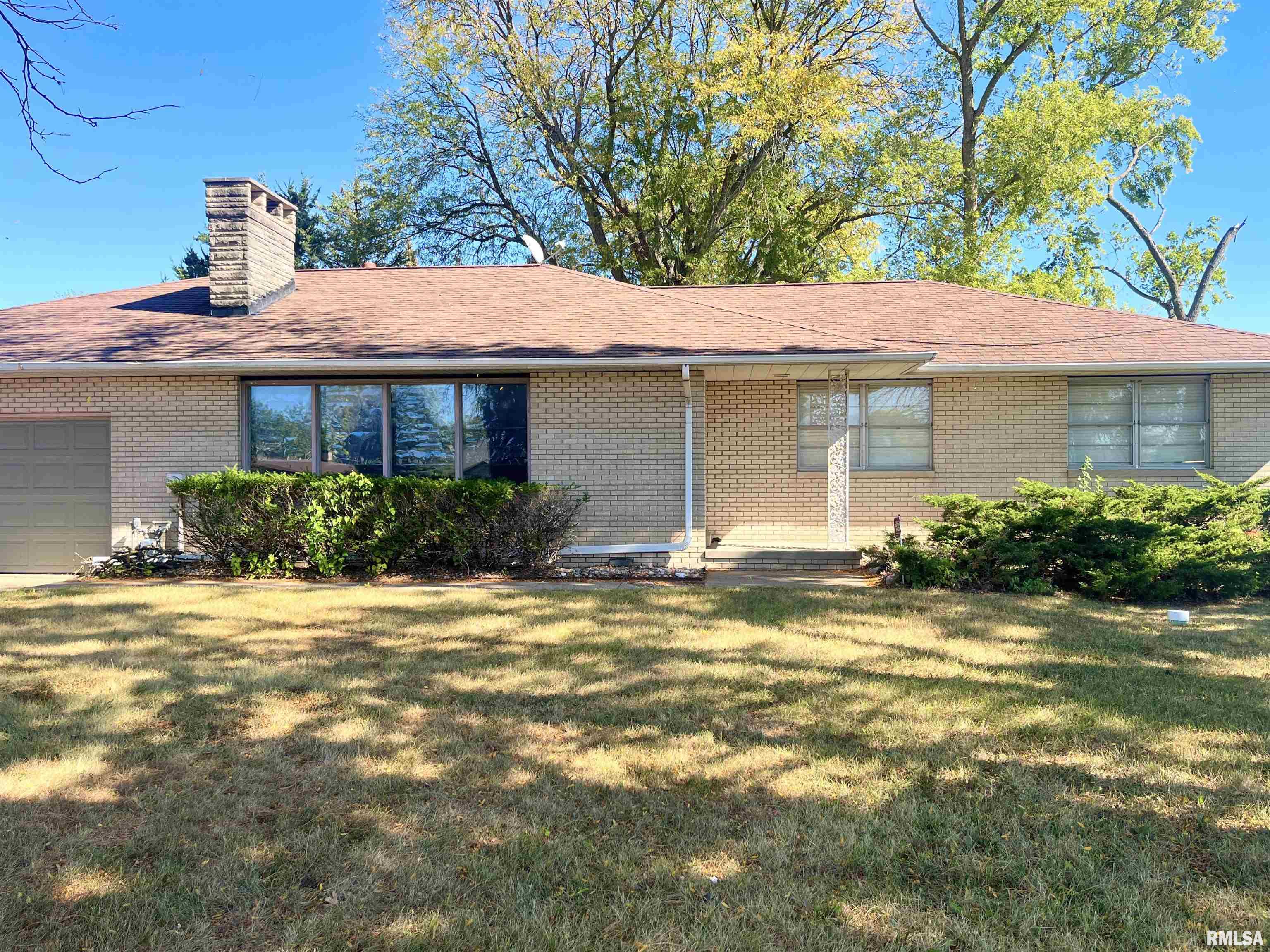 5004 North University Street Peoria, IL 61614 - Photo 1 of 28