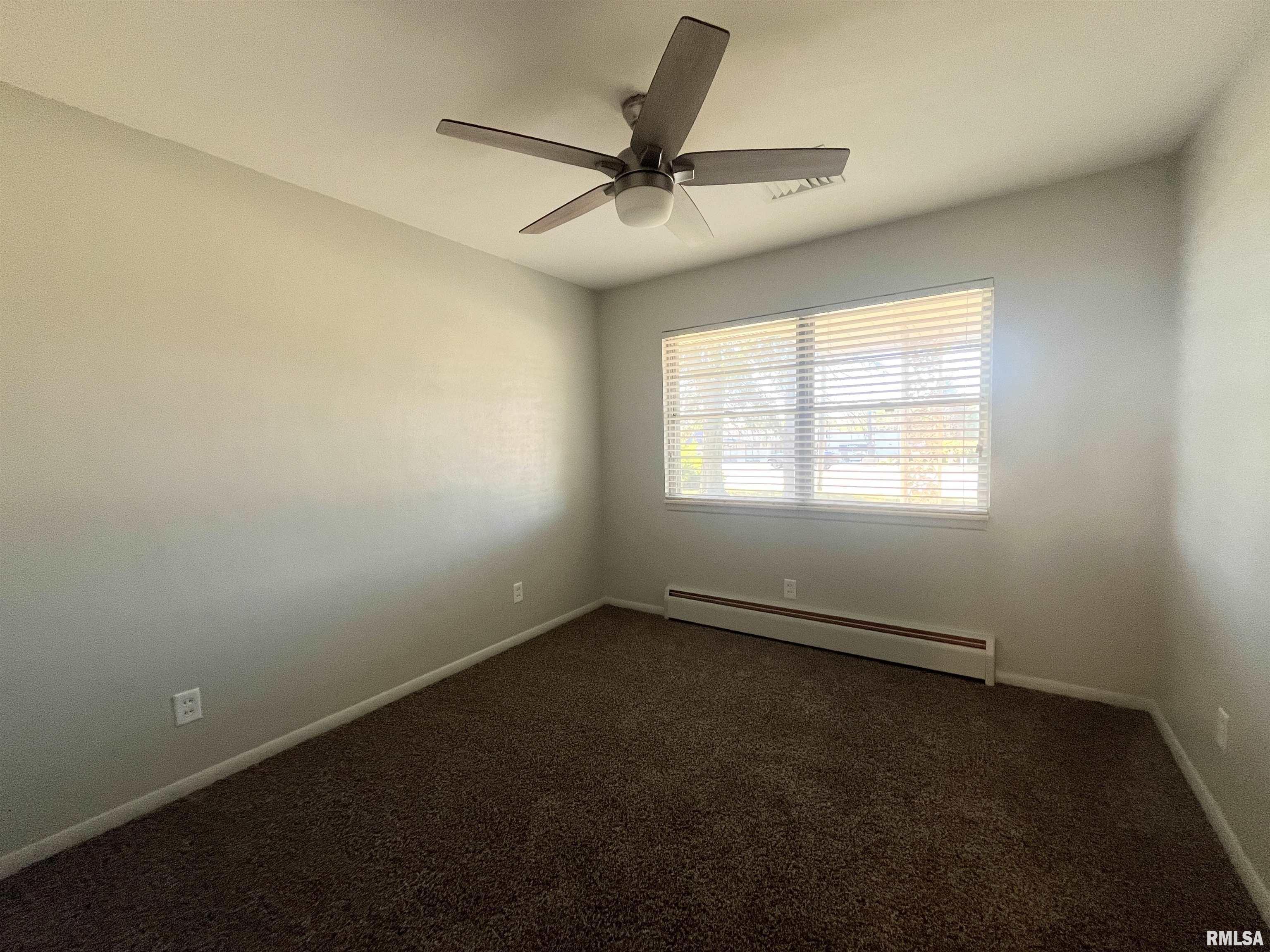 5004 North University Street Peoria, IL 61614 - Photo 20 of 28