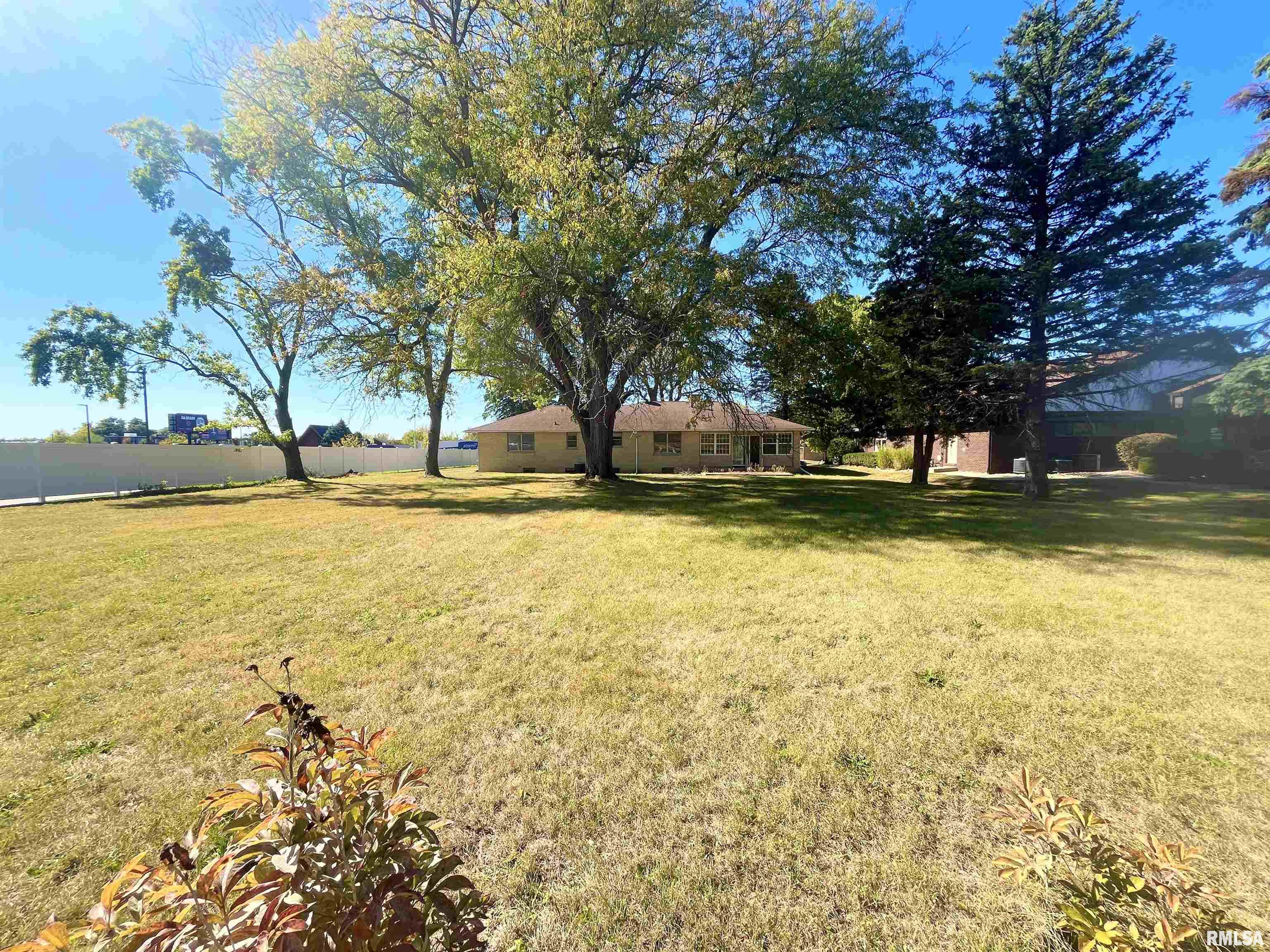 5004 North University Street Peoria, IL 61614 - Photo 28 of 28