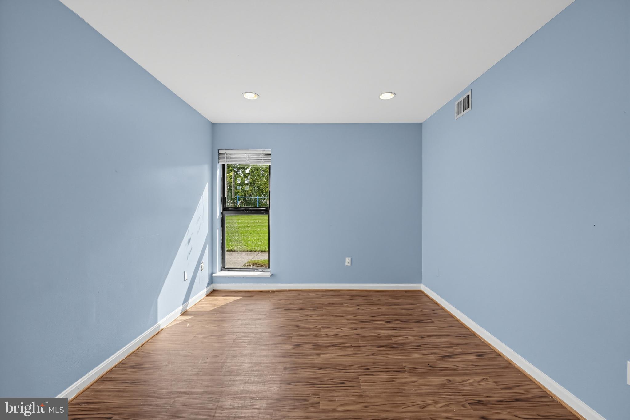 5803 Royal Ridge Drive, Unit I Springfield, VA 22152 - Photo 23 of 38 Gallery Image 23