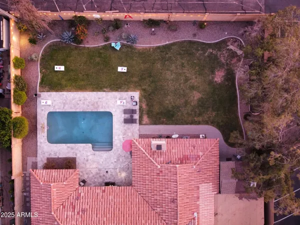 $1,295,000 | 105 East Claremont Street, Phoenix, AZ 85012