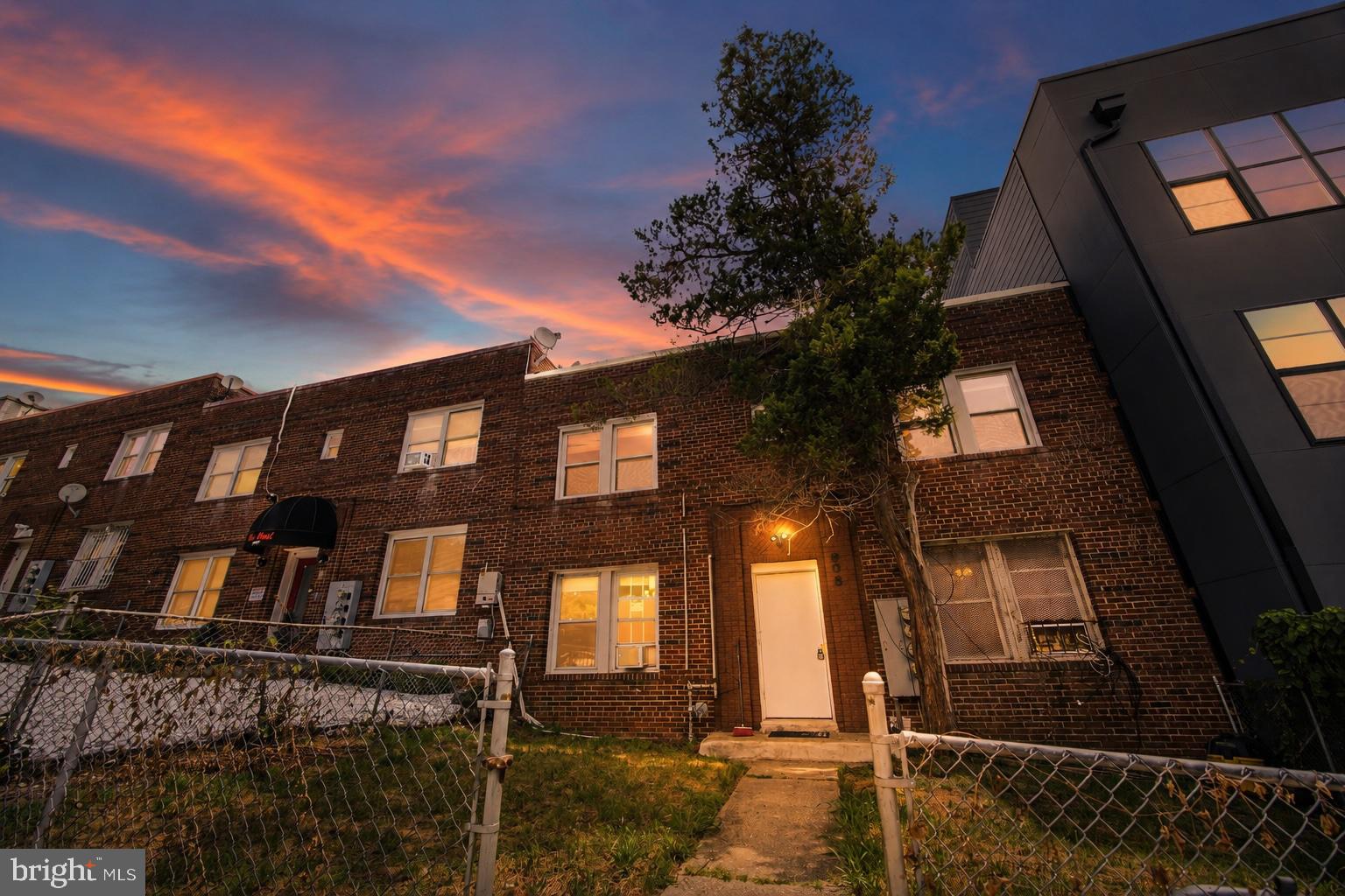 905 19th Street Northeast, Unit 4 Washington, DC 20002 - Photo 1 of 11 Gallery Image 1