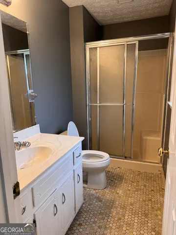 $2,100 | 532 Villa Drive Southwest, Lilburn, GA 30047