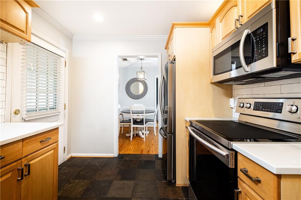 3071 Francine Drive Decatur, GA 30033 - Photo 13 of 24