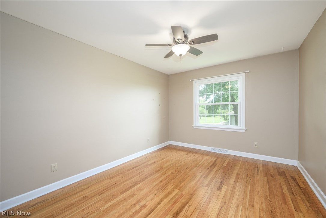 496 East Howe Road Kent, OH 44240 - Photo 15 of 38 Second Bedroom