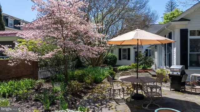 $1,320,000 | 213 South Morris Street, Oxford, MD 21654