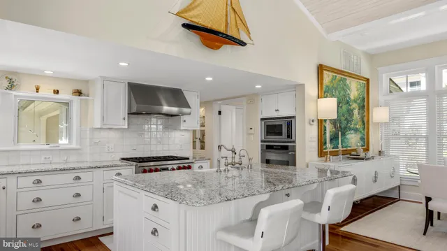 $1,320,000 | 213 South Morris Street, Oxford, MD 21654