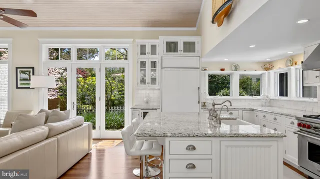 $1,320,000 | 213 South Morris Street, Oxford, MD 21654