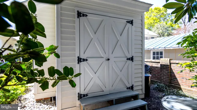 $1,320,000 | 213 South Morris Street, Oxford, MD 21654