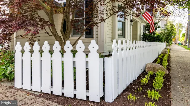 $1,320,000 | 213 South Morris Street, Oxford, MD 21654