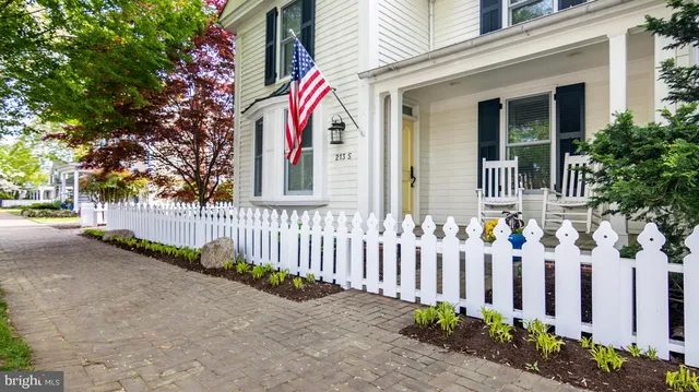 $1,320,000 | 213 South Morris Street, Oxford, MD 21654