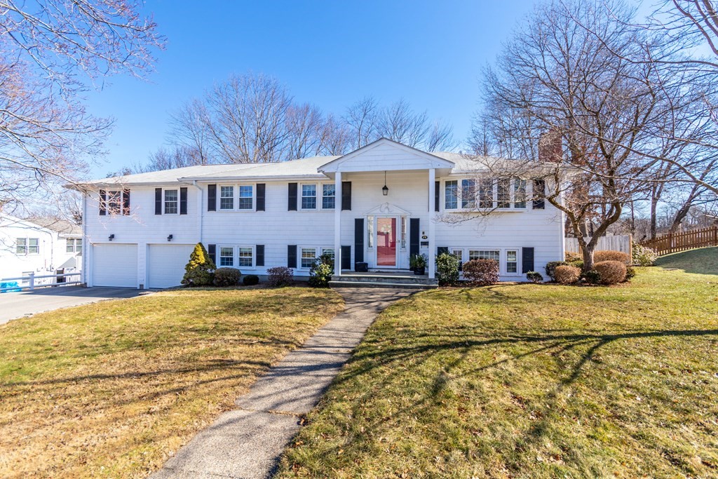 14 Richard Road Braintree, MA 02184 - Photo 1 of 38 Gallery Image 1