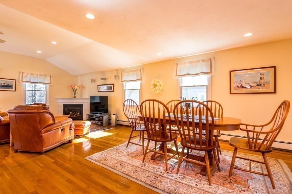 14 Richard Road Braintree, MA 02184 - Photo 11 of 38 Gallery Image 11
