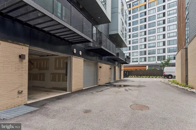 $4,000 | 614 North 5th Street, Philadelphia, PA 19123